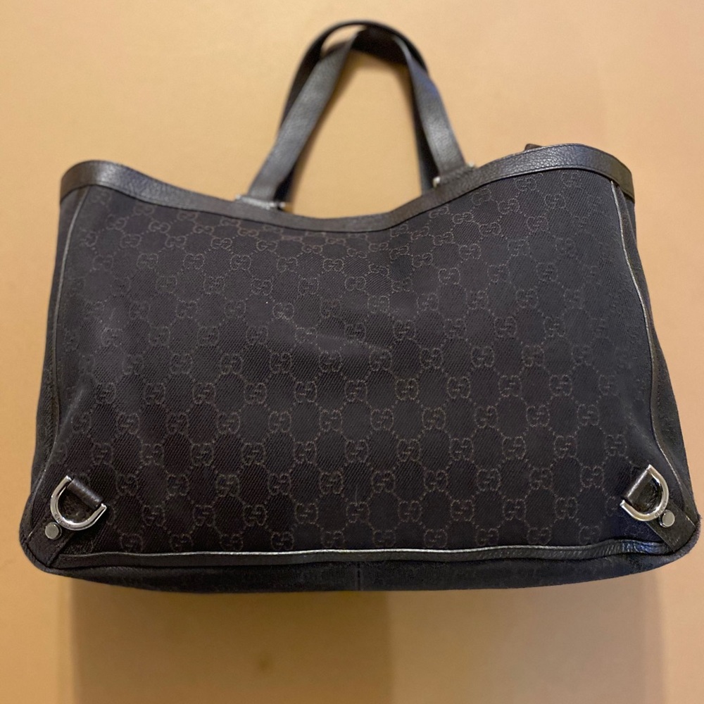 Gucci - Picture 3 of 14